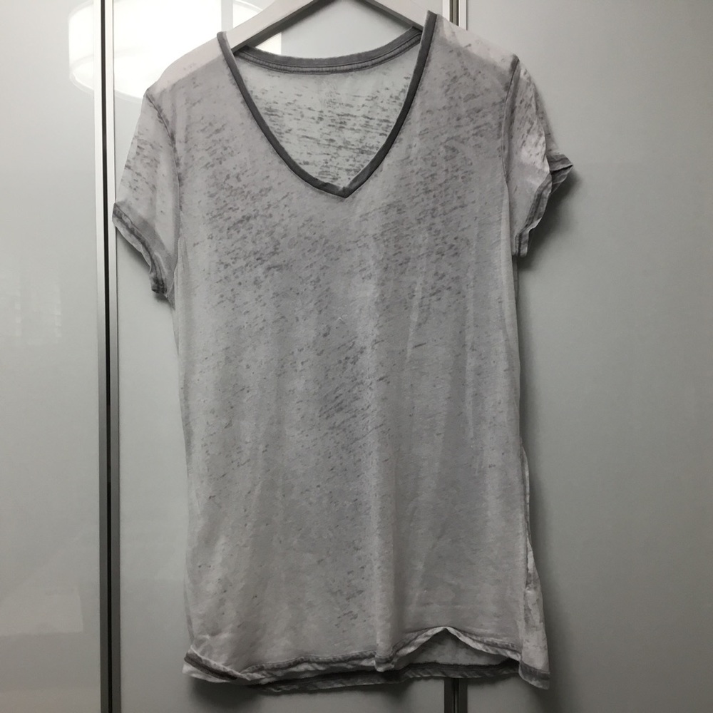 Word Of Mouth Distressed T-Shirt Size XL